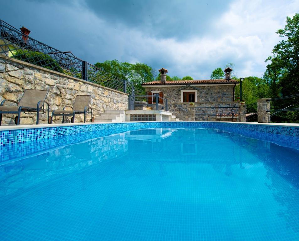 Guest House Rabenseifner - Opatija Jurdani Rum bild